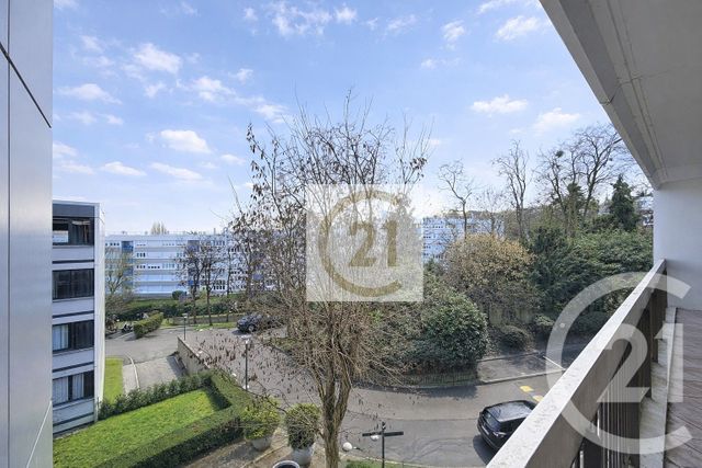 Appartement F5 &agrave; louer - 5 pi&egrave;ces - 98,47 m2 - Garches - 92 - ILE-DE-FRANCE