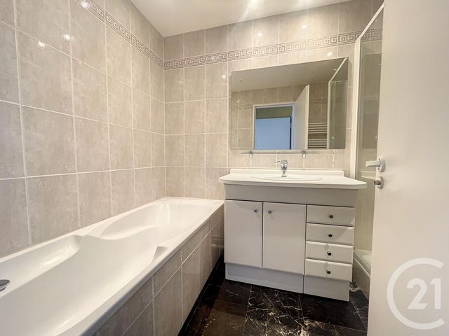 Appartement F3 &agrave; louer - 3 pi&egrave;ces - 74,80 m2 - St Cloud - 92 - ILE-DE-FRANCE