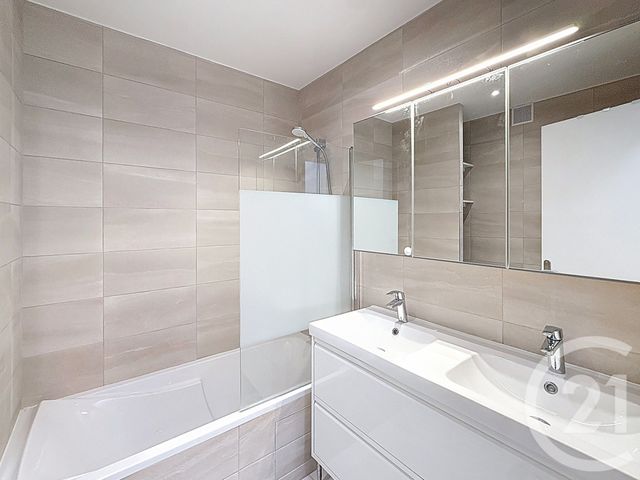 Appartement F3 &agrave; louer - 3 pi&egrave;ces - 94,70 m2 - St Cloud - 92 - ILE-DE-FRANCE