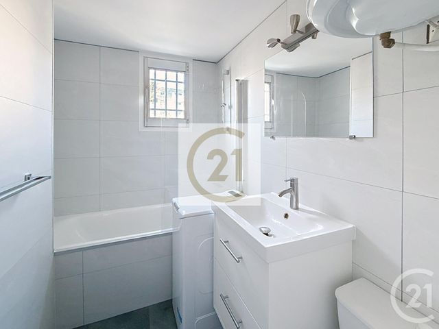 Appartement F1 &agrave; louer - 1 pi&egrave;ce - 24,36 m2 - St Cloud - 92 - ILE-DE-FRANCE