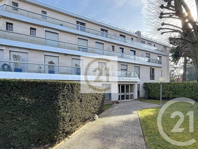 Appartement F1 &agrave; louer - 1 pi&egrave;ce - 24,36 m2 - St Cloud - 92 - ILE-DE-FRANCE