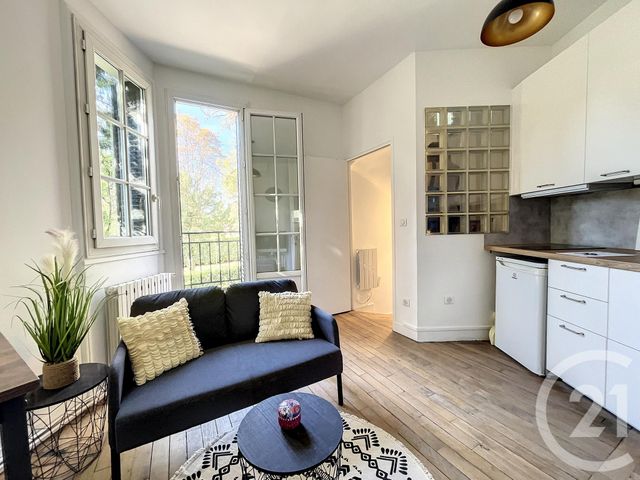 Maison &agrave; louer - 2 pi&egrave;ces - 25,77 m2 - St Cloud - 92 - ILE-DE-FRANCE