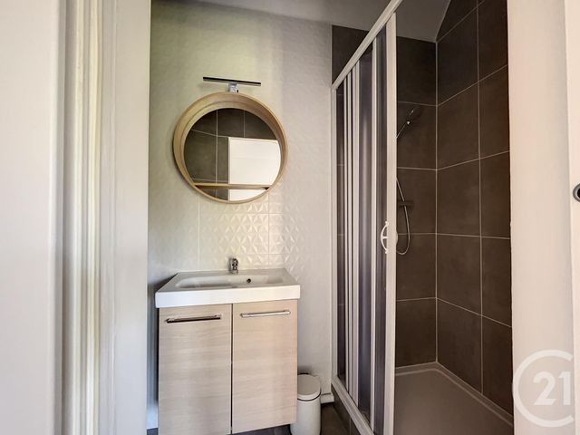 Maison &agrave; louer - 2 pi&egrave;ces - 25,77 m2 - St Cloud - 92 - ILE-DE-FRANCE