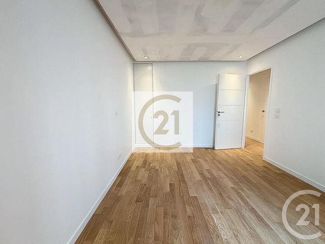 Appartement F3 &agrave; louer - 3 pi&egrave;ces - 62,57 m2 - St Cloud - 92 - ILE-DE-FRANCE