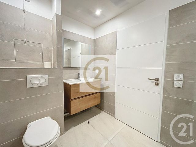Appartement F3 &agrave; louer - 3 pi&egrave;ces - 62,57 m2 - St Cloud - 92 - ILE-DE-FRANCE