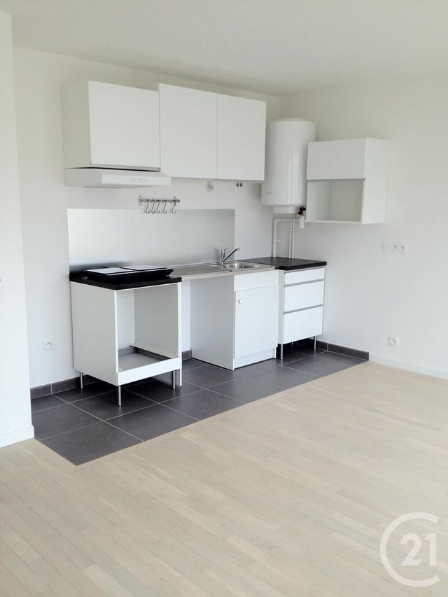 Appartement F1 &agrave; louer - 1 pi&egrave;ce - 31,90 m2 - St Cloud - 92 - ILE-DE-FRANCE