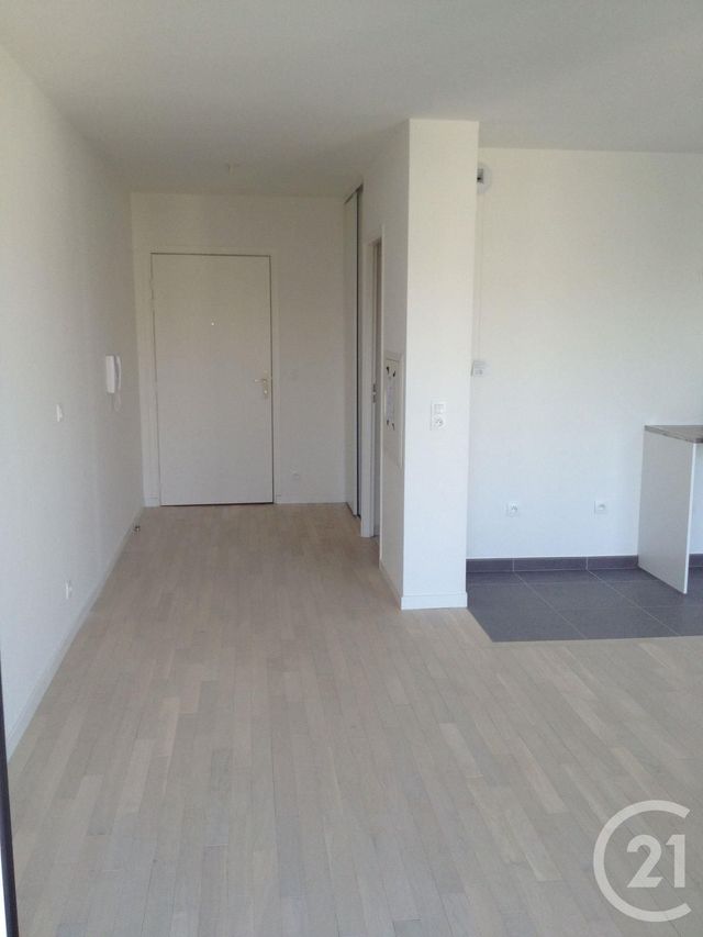Appartement F1 &agrave; louer - 1 pi&egrave;ce - 31,90 m2 - St Cloud - 92 - ILE-DE-FRANCE