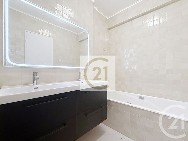 Appartement F5 &agrave; louer - 5 pi&egrave;ces - 112 m2 - Vaucresson - 92 - ILE-DE-FRANCE