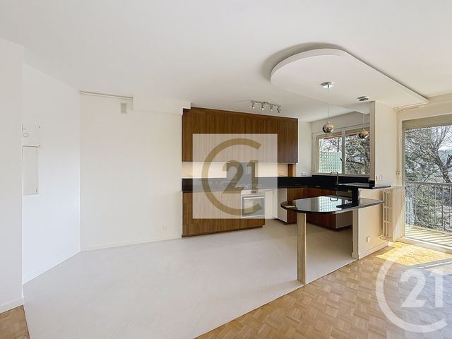 Appartement F5 &agrave; louer - 5 pi&egrave;ces - 112 m2 - Vaucresson - 92 - ILE-DE-FRANCE