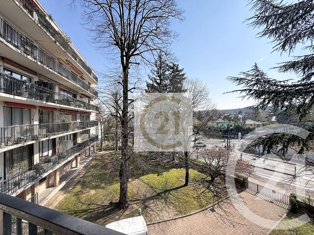 Appartement F5 &agrave; louer - 5 pi&egrave;ces - 112 m2 - Vaucresson - 92 - ILE-DE-FRANCE