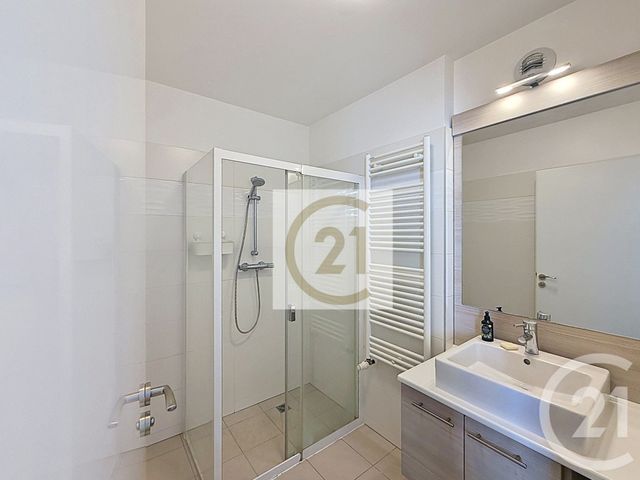 Appartement F2 &agrave; louer - 2 pi&egrave;ces - 39,29 m2 - St Cloud - 92 - ILE-DE-FRANCE
