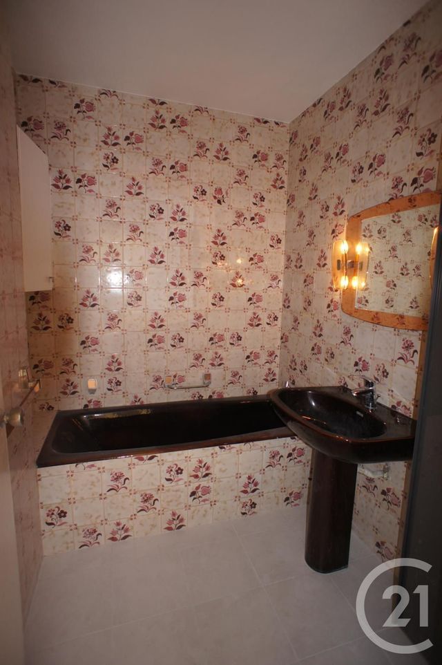 Appartement F3 &agrave; louer - 3 pi&egrave;ces - 71,96 m2 - St Cloud - 92 - ILE-DE-FRANCE