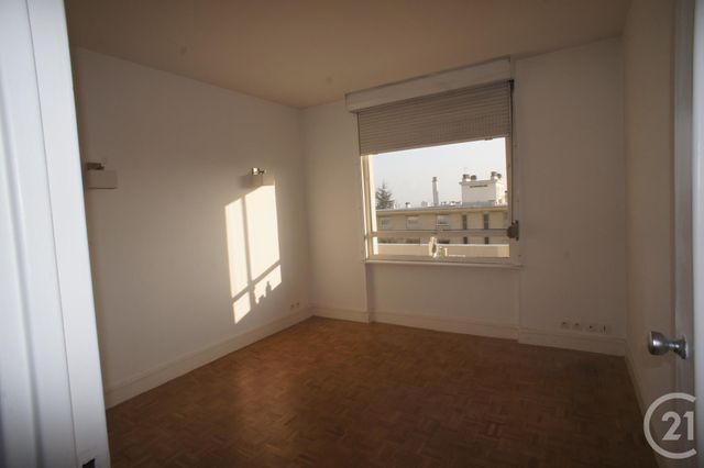 Appartement F3 &agrave; louer - 3 pi&egrave;ces - 71,96 m2 - St Cloud - 92 - ILE-DE-FRANCE