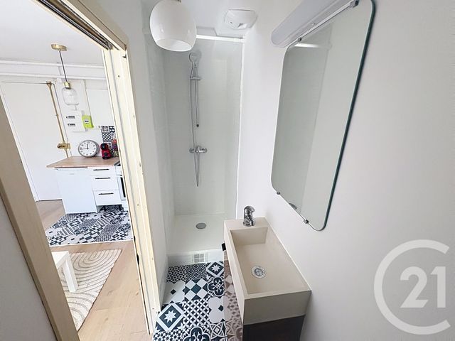 Appartement Chambre &agrave; louer - 1 pi&egrave;ce - 14,49 m2 - St Cloud - 92 - ILE-DE-FRANCE
