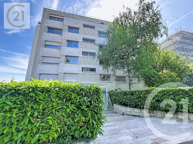 Appartement F5 &agrave; vendre - 5 pi&egrave;ces - 101,03 m2 - St Cloud - 92 - ILE-DE-FRANCE