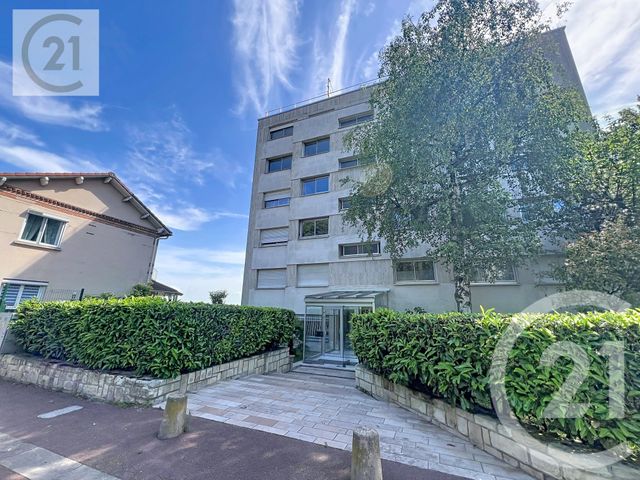 Appartement F5 &agrave; vendre - 5 pi&egrave;ces - 101,03 m2 - St Cloud - 92 - ILE-DE-FRANCE