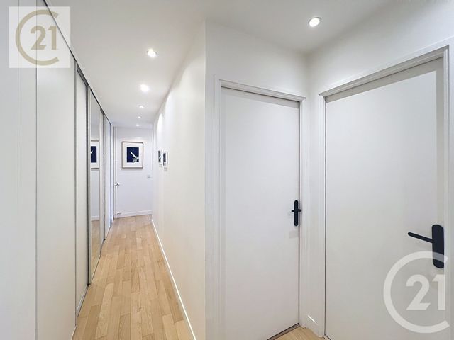 Appartement F5 &agrave; vendre - 5 pi&egrave;ces - 101,03 m2 - St Cloud - 92 - ILE-DE-FRANCE
