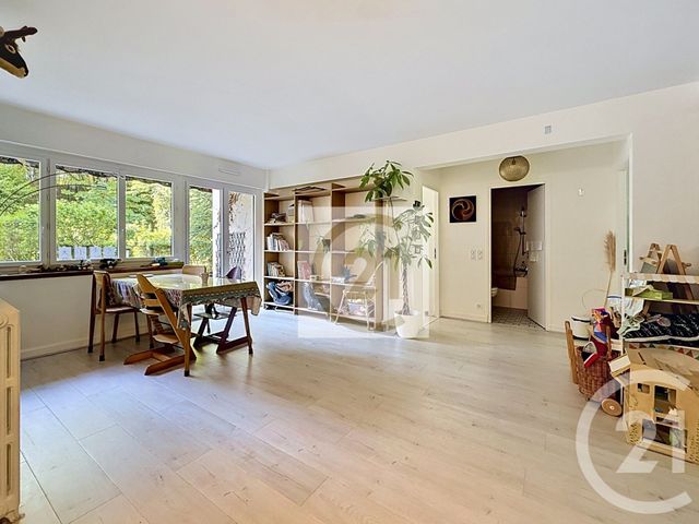 Appartement F5 &agrave; louer - 5 pi&egrave;ces - 95,53 m2 - St Cloud - 92 - ILE-DE-FRANCE