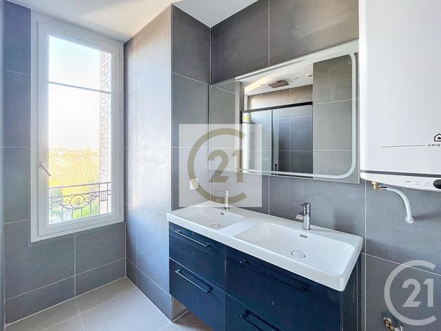 Appartement F3 &agrave; louer - 4 pi&egrave;ces - 70,24 m2 - St Cloud - 92 - ILE-DE-FRANCE