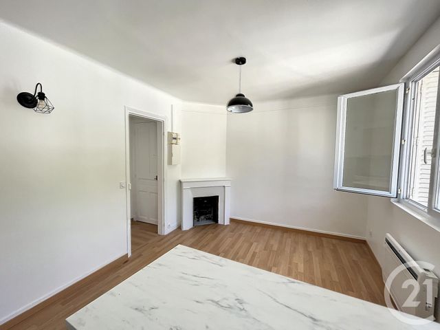 Appartement F2 &agrave; louer - 2 pi&egrave;ces - 27,80 m2 - Ville D Avray - 92 - ILE-DE-FRANCE