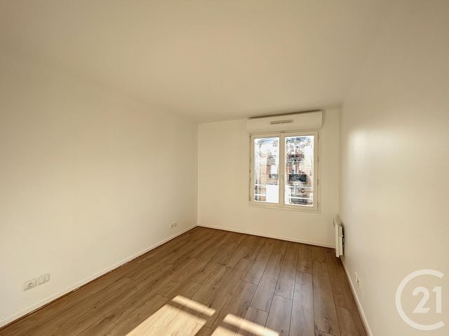 Appartement &agrave; louer - 3 pi&egrave;ces - 67,20 m2 - Suresnes - 92 - ILE-DE-FRANCE