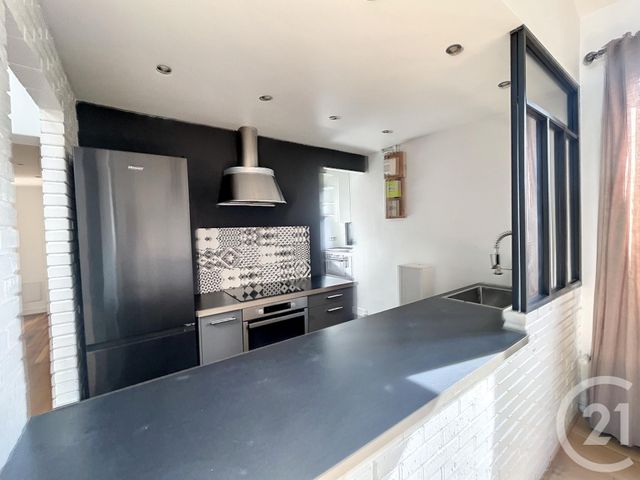 Maison &agrave; louer - 5 pi&egrave;ces - 138 m2 - Garches - 92 - ILE-DE-FRANCE