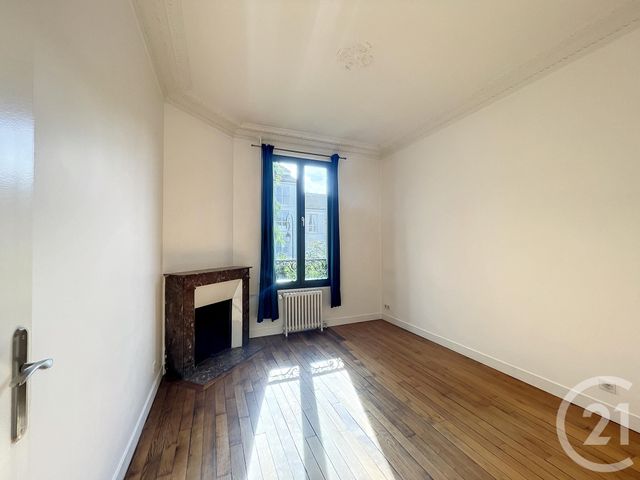 Maison &agrave; louer - 5 pi&egrave;ces - 138 m2 - Garches - 92 - ILE-DE-FRANCE