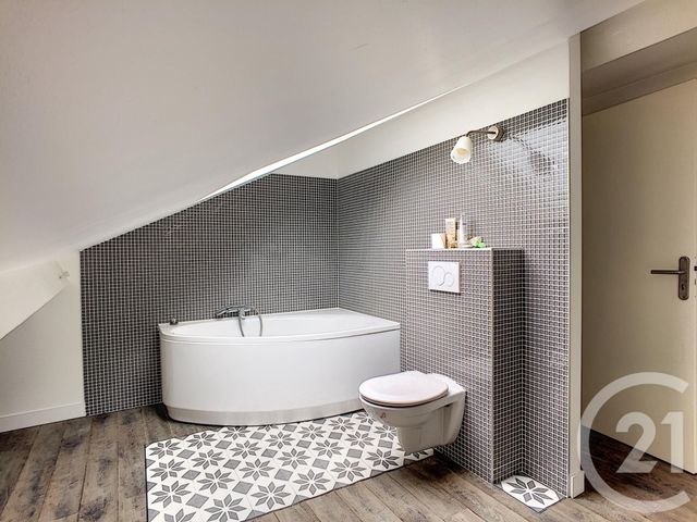 Maison &agrave; louer - 5 pi&egrave;ces - 138 m2 - Garches - 92 - ILE-DE-FRANCE