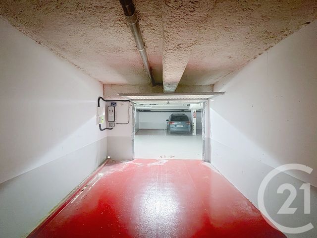 Parking &agrave; vendre - 20 m2 - St Cloud - 92 - ILE-DE-FRANCE