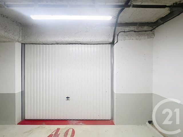 Parking &agrave; vendre - 20 m2 - St Cloud - 92 - ILE-DE-FRANCE