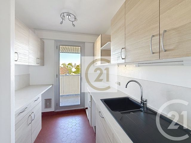 Appartement F2 &agrave; louer - 2 pi&egrave;ces - 45,11 m2 - St Cloud - 92 - ILE-DE-FRANCE