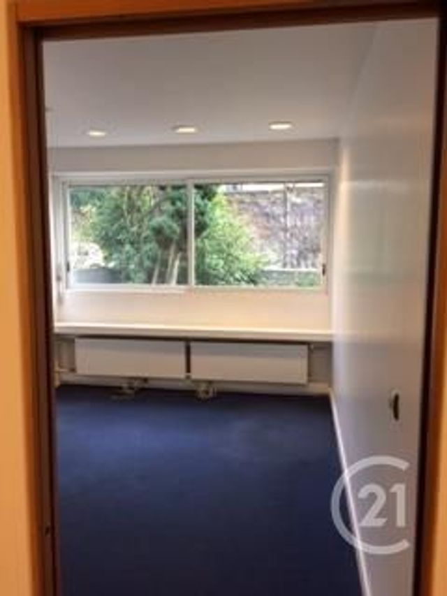 Bureaux à louer - 32.94 m2 - 92 - Hauts-de-Seine