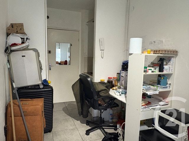 Appartement Chambre &agrave; vendre - 1 pi&egrave;ce - 12,07 m2 - Strasbourg - 67 - ALSACE