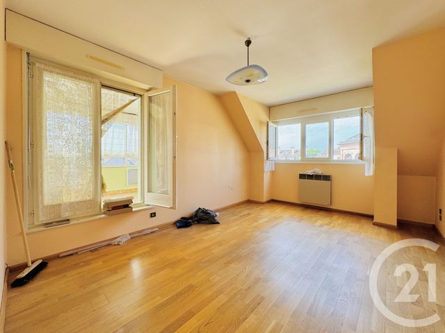 Appartement 4-5p &agrave; vendre - 5 pi&egrave;ces - 83,68 m2 - Strasbourg - 67 - ALSACE