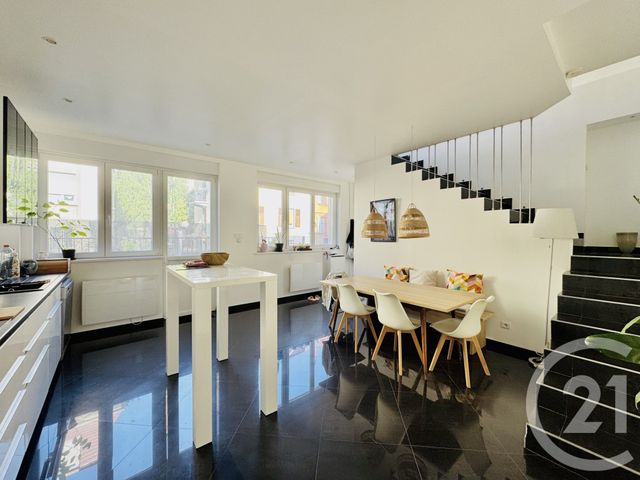 Appartement Loft &agrave; vendre - 2 pi&egrave;ces - 88 m2 - Strasbourg - 67 - ALSACE