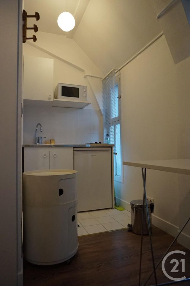 Appartement Studio &agrave; louer - 1 pi&egrave;ce - 12,60 m2 - Paris - 75015 - ILE-DE-FRANCE
