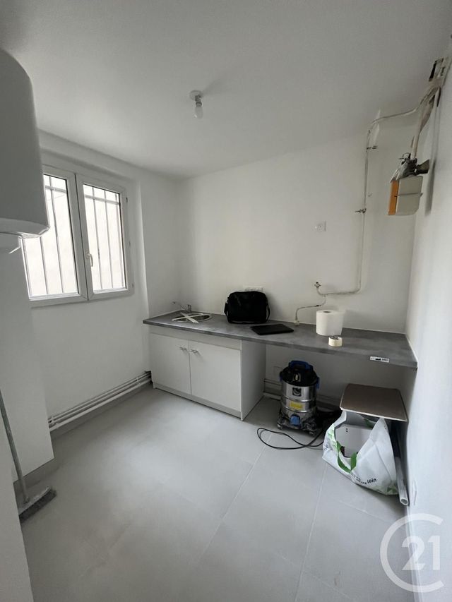 Appartement F3 à vendre - 3 pièces - 55 m2 - Paris - 75018 - ILE-DE-FRANCE