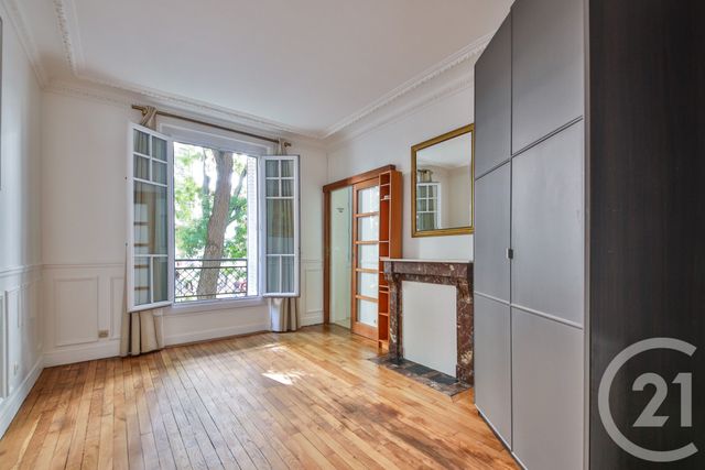Appartement F2 à vendre - 2 pièces - 46,60 m2 - Paris - 75015 - ILE-DE-FRANCE