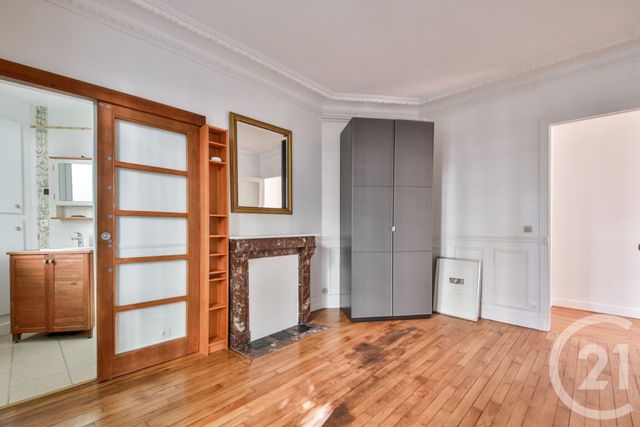 Appartement F2 à vendre - 2 pièces - 46,60 m2 - Paris - 75015 - ILE-DE-FRANCE