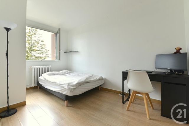 Appartement &agrave; louer - 4 pi&egrave;ces - 68,55 m2 - 92 - ILE-DE-FRANCE