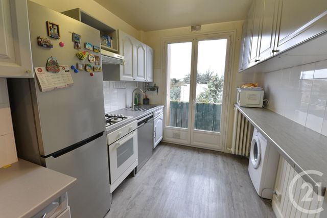 Appartement &agrave; louer - 4 pi&egrave;ces - 68,55 m2 - 92 - ILE-DE-FRANCE