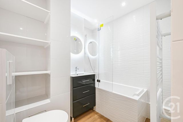 Appartement F3 à vendre - 3 pièces - 61,23 m2 - Paris - 75015 - ILE-DE-FRANCE