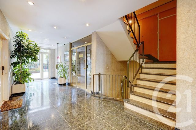 Appartement F2 à vendre - 2 pièces - 55 m2 - Paris - 75015 - ILE-DE-FRANCE