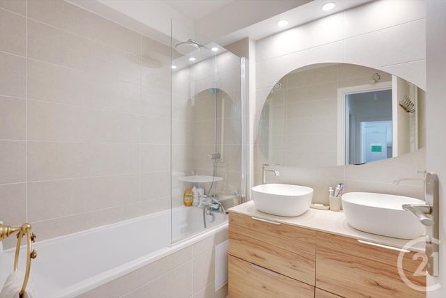 Appartement F2 à vendre - 2 pièces - 52,05 m2 - Paris - 75015 - ILE-DE-FRANCE