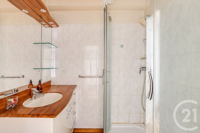 Appartement &agrave; vendre - 3 pi&egrave;ces - 63,16 m2 - Courbevoie - 92 - ILE-DE-FRANCE