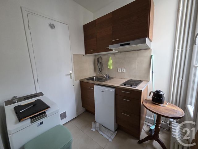 Appartement F1 &agrave; louer - 1 pi&egrave;ce - 14,73 m2 - Paris - 75015 - ILE-DE-FRANCE