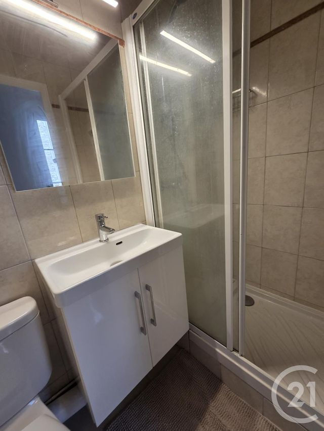Appartement F1 &agrave; louer - 1 pi&egrave;ce - 14,73 m2 - Paris - 75015 - ILE-DE-FRANCE