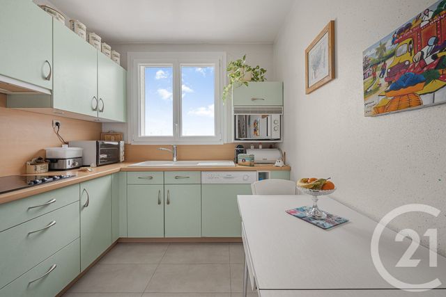 Appartement F3 &agrave; vendre - 3 pi&egrave;ces - 69,70 m2 - Versailles - 78 - ILE-DE-FRANCE
