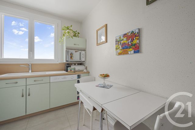 Appartement F3 &agrave; vendre - 3 pi&egrave;ces - 69,70 m2 - Versailles - 78 - ILE-DE-FRANCE