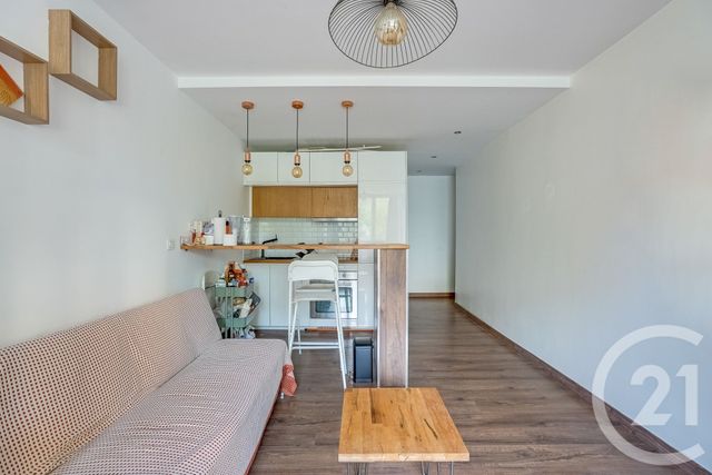 Appartement F1 &agrave; vendre - 1 pi&egrave;ce - 27,67 m2 - Paris - 75015 - ILE-DE-FRANCE